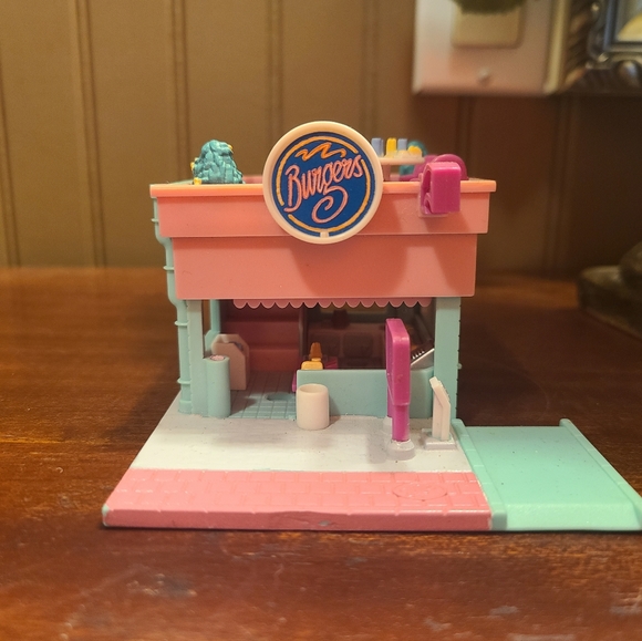 Polly Pocket Blue Bird VTG Vintage Burgers Restaurant Mini - Picture 1 of 7